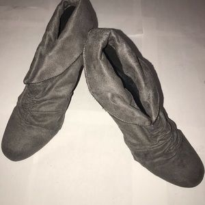 Gray Paprika Suede Boot